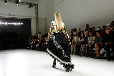 Look 11